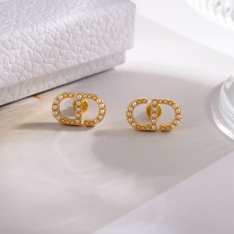 chr1st1an D10r earrings